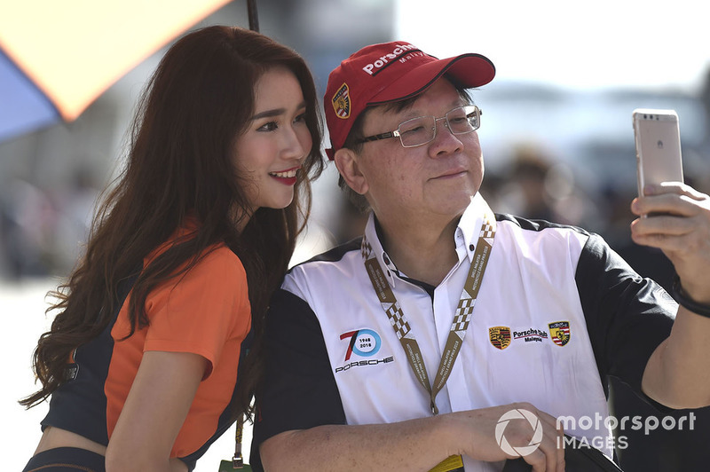 Grid Girl