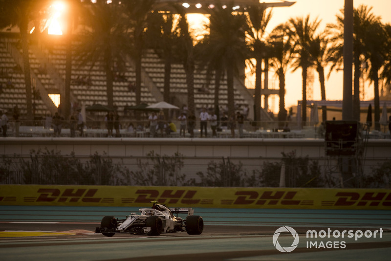 8: Шарль Леклер, Sauber C37 – 1:36.237