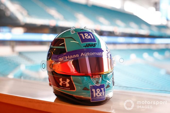 Casco de Mick Schumacher, Haas F1 Team