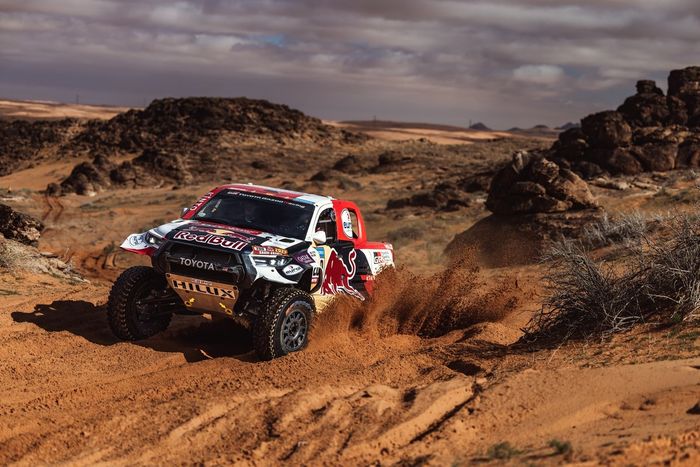 #200 Toyota Gazoo Racing Toyota: Nasser Al-Attiyah, Mathieu Baumel