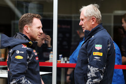Christian Horner, Team Principal Red Bull Racing avec le Dr Helmut Marko, consultant Red Bull Motorsport