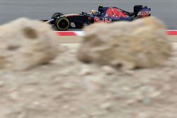 Carlos Sainz Jr., Scuderia Toro Rosso STR11