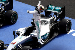 1. Lewis Hamilton, Mercedes AMG F1