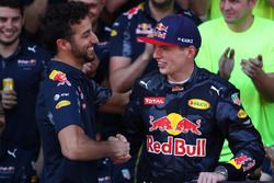 Daniel Ricciardo, Red Bull Racing felicita a Max Verstappen