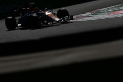 Эстебан Окон, Manor Racing MRT05