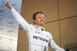 Podium: race winnaar Nico Rosberg, Mercedes AMG F1