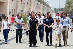 Christian Horner, Red Bull Racing Director y Robert Fernley, Sahara Force India F1 Team equipo de su