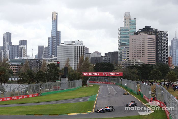 Rio Haryanto, Manor Racing MRT05 and Pascal Wehrlein, Manor Racing MRT05