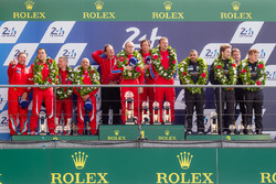 LMGT Am podium: class winners #62 Scuderia Corsa Ferrari 458 Italia: Bill Sweedler, Jeff Segal, Town