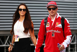 Kimi Raikkonen, Ferrari con la moglie Minttu Virtanen
