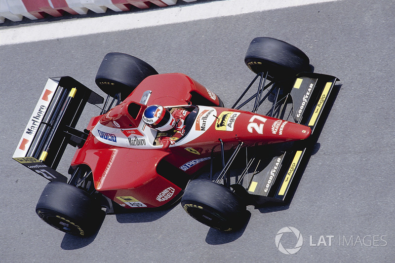 22: Jean Alesi: 114 grandes premios (el 56,72% de los disputados)