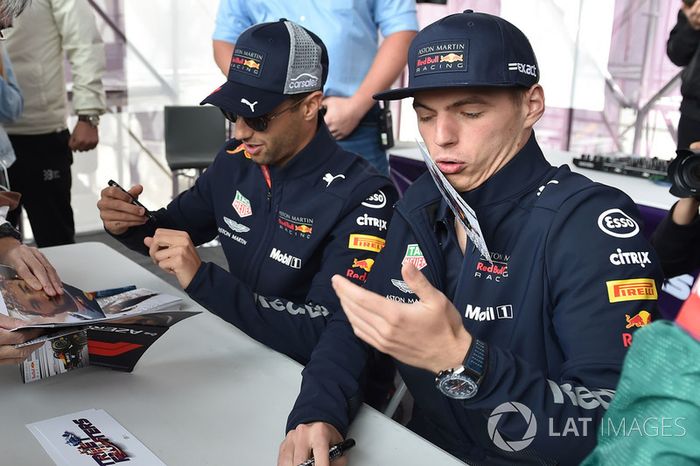Max Verstappen y Daniel Ricciardo