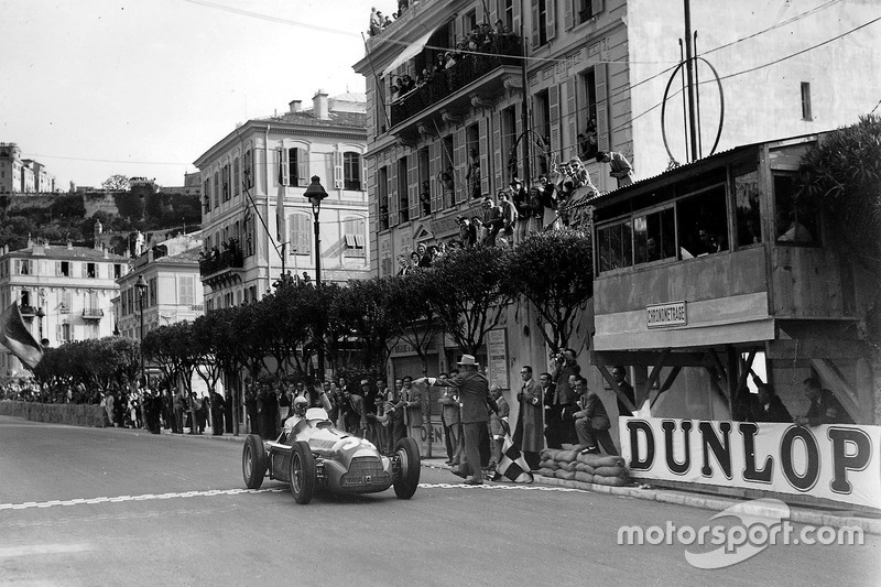 Juan Manuel Fangio, el primer ganador