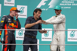 Переможець гонки Макс Ферстаппен, Red Bull Racing, Марк Веббер, Льюіс Хемілтон, Mercedes AMG F1, свя