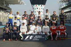 Foto oficial de grupo de pilotos de final de temporada
