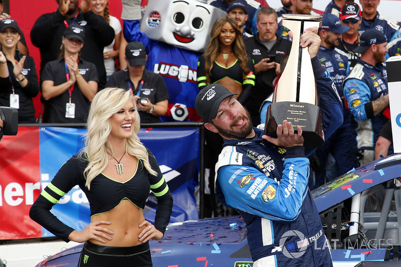 Charlotte (North Carolina): Martin Truex Jr. (Furniture-Row-Toyota)
