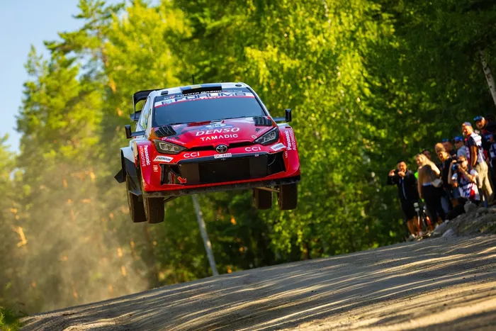 Oliver Solberg, Elliott Edmondson, Toyota Gazoo Racing WRT Toyota GR Yaris Rally1