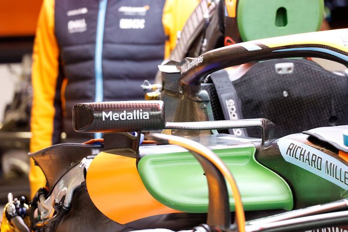 McLaren MCL60 detalle