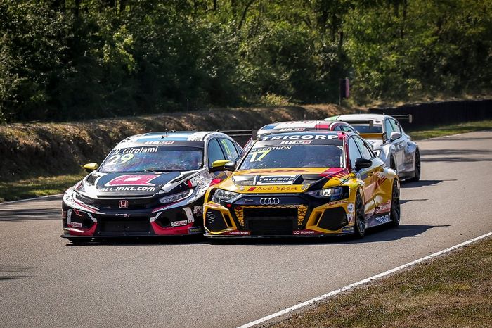 Nestor Girolami, ALL-INKL.COM Munnich Motorsport, Honda Civic Type R TCR, Nathanael Berthon, Comtoyou DHL Team Audi Sport, Audi RS 3 LMS