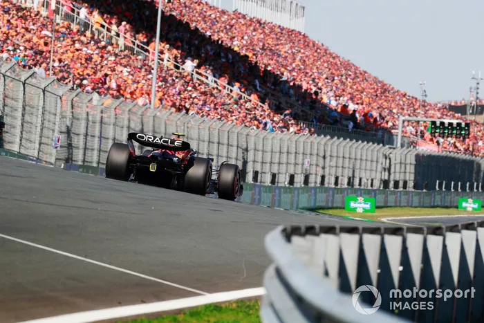 Sergio Pérez, Red Bull Racing RB18