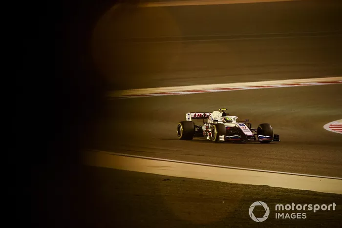 Mick Schumacher, Haas VF-21 