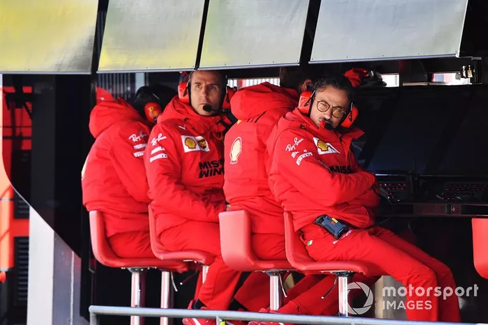 Laurent Mekies, Director Deportivo de Ferrari, en el muro de pits