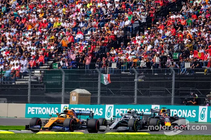 Lando Norris, McLaren MCL34, Valtteri Bottas, Mercedes AMG F1, Max Verstappen, Red Bull Racing RB15