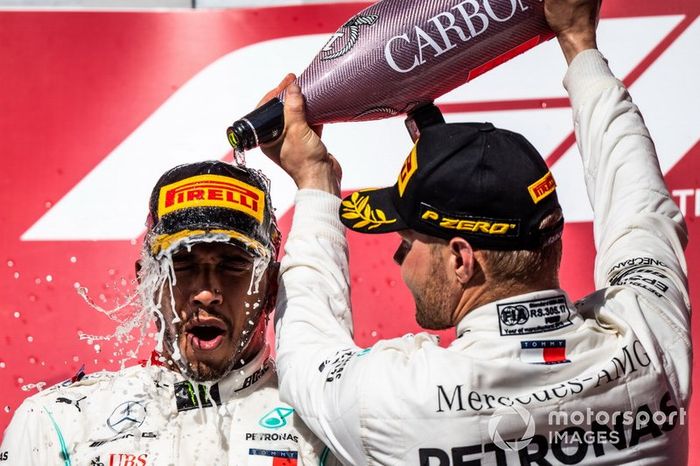 Lewis Hamilton feiert seinen sechsten WM-Titel