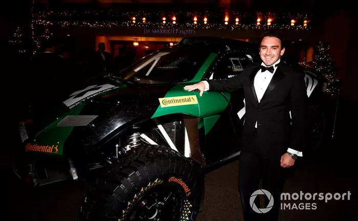 el coche de Rally Raid