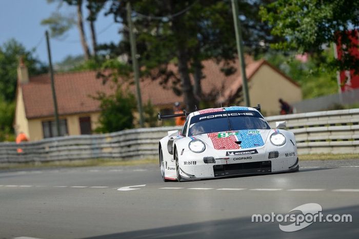#94 Porsche GT Team Porsche 911 RSR: Sven MÃ¼ller, Mathieu Jaminet, Dennis Olsen