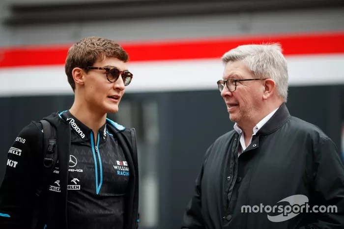 George Russell, Williams Racing FW42 e Ross Brawn, Managing Director di Motorsports, FOM 