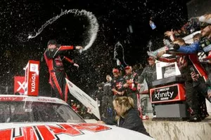 Race Winner Cole Custer, Stewart-Haas Racing, Ford Mustang Haas Automation