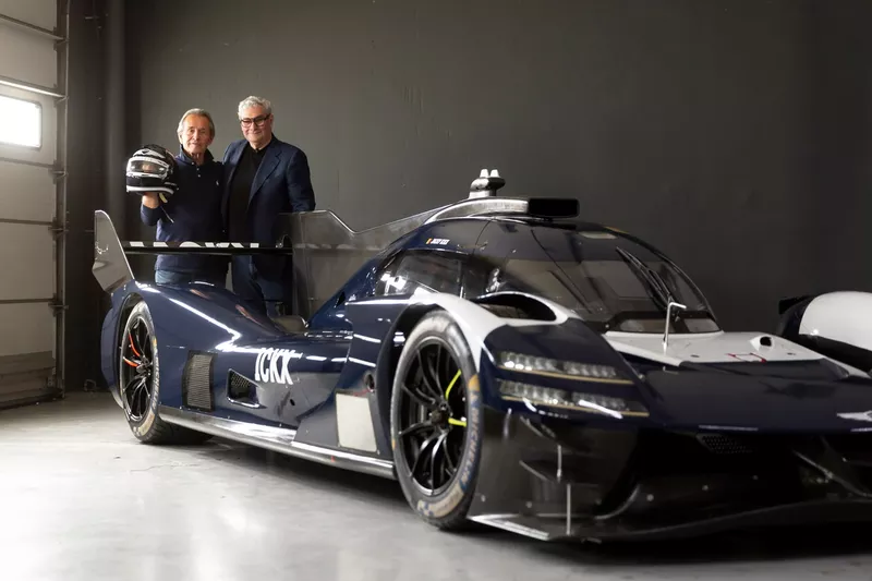 Jacky Ickx, Genesis Magma Racing Genesis