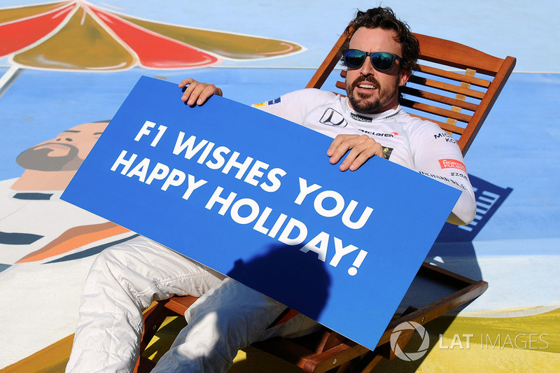 Fernando Alonso, McLaren on a deck chair