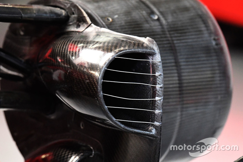Détail des freins avant de la Ferrari SF70H