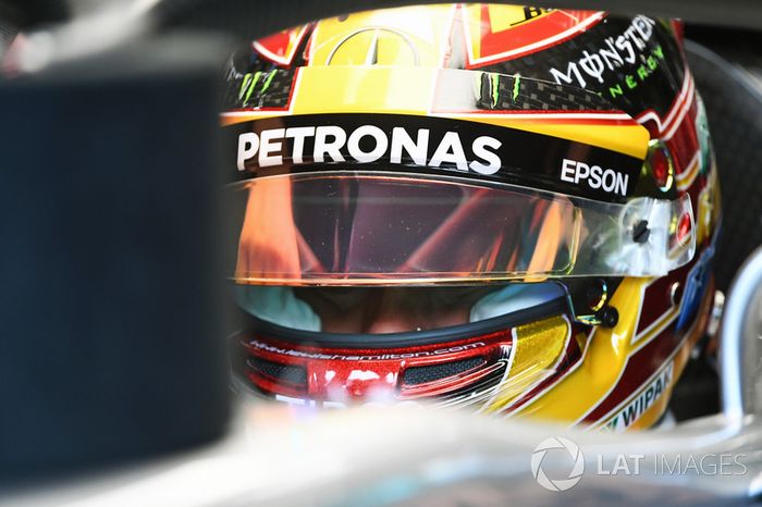 Lewis Hamilton, Mercedes-Benz F1 W08 con el Halo