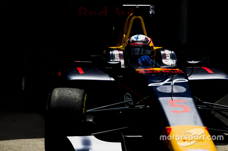 Niko Kari, Arden International