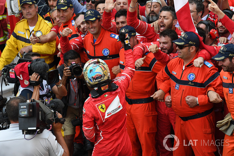 Переможець Себастьян Феттель, Ferrari