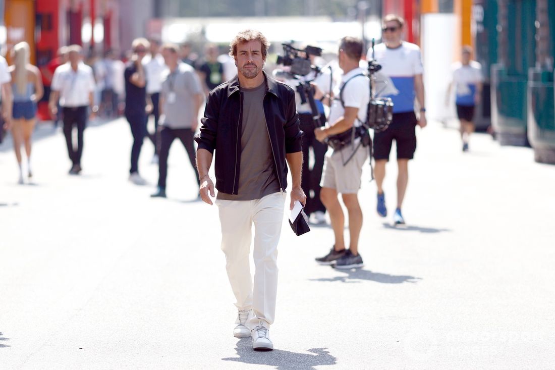 Fernando Alonso, Equipa de F1 da Aston Martin 