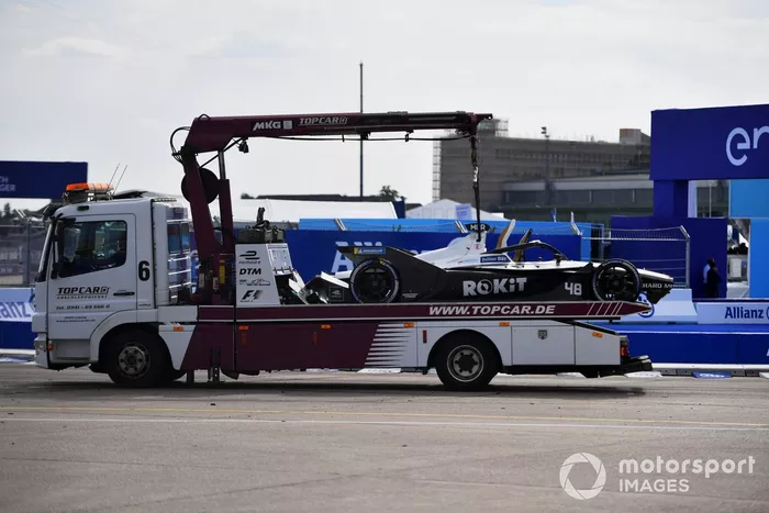 El coche dañado de Edoardo Mortara, Venturi Racing, Silver Arrow 02