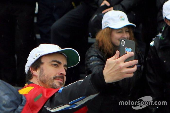 #10 Konica Minolta Cadillac DPi-V.R.: Fernando Alonso tras ganar las 24 Horas de Daytona