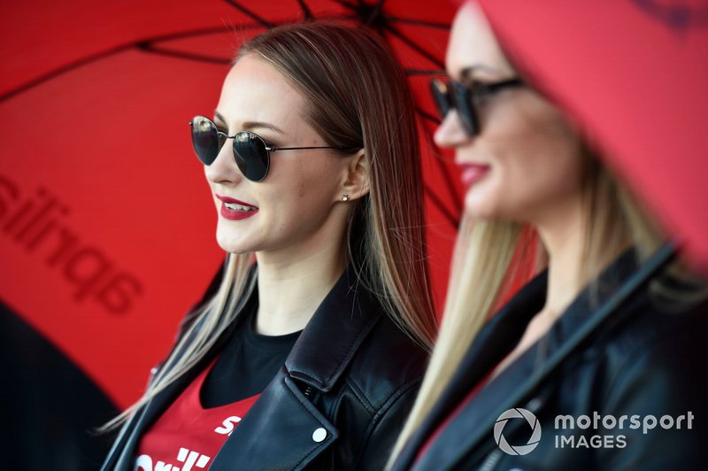 Rajtrácslányok - MotoGP - Katar