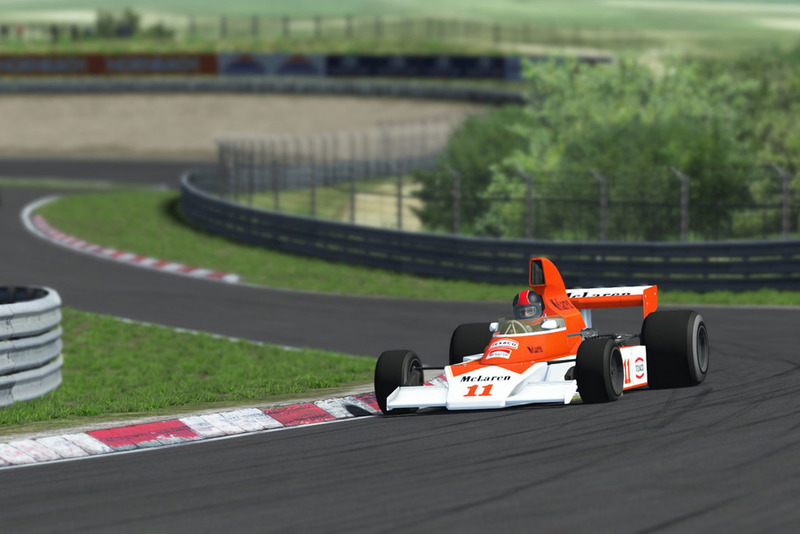 McLaren M23b