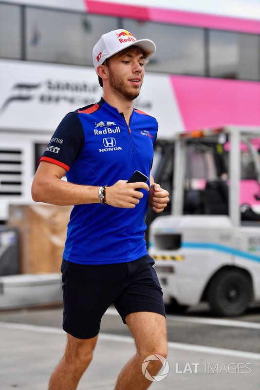 Pierre Gasly, Scuderia Toro Rosso runs