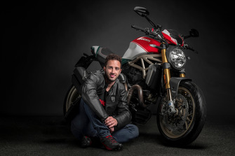 Andrea Dovizioso con il Monster 1200 25° Anniversario