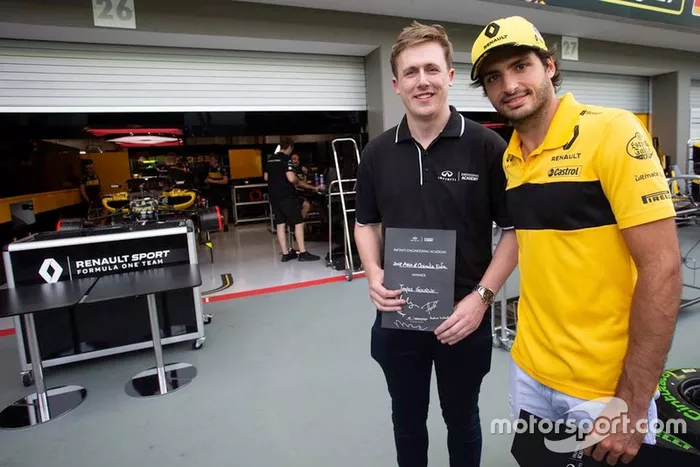 James Gourlie, Infiniti Engineering Academy, Carlos Sainz Jr., Renault Sport F1 Team