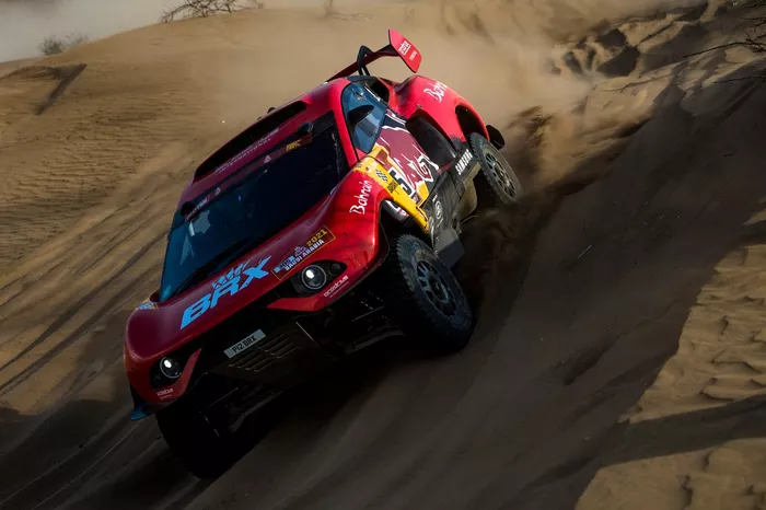 #305 Bahrain Raid Xtreme Hunter: Sebastien Loeb, Daniel Elena