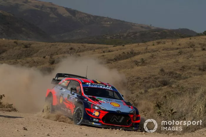 Thierry Neuville, Nicolas Gilsoul, Hyundai Motorsport Hyundai i20 Coupe WRC