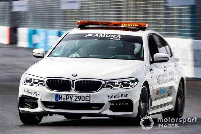 Coche médico BMW i3