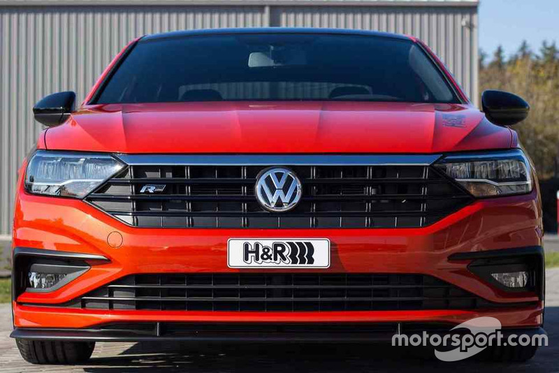 Volkswagen Jetta R-Line від &R Special Springs